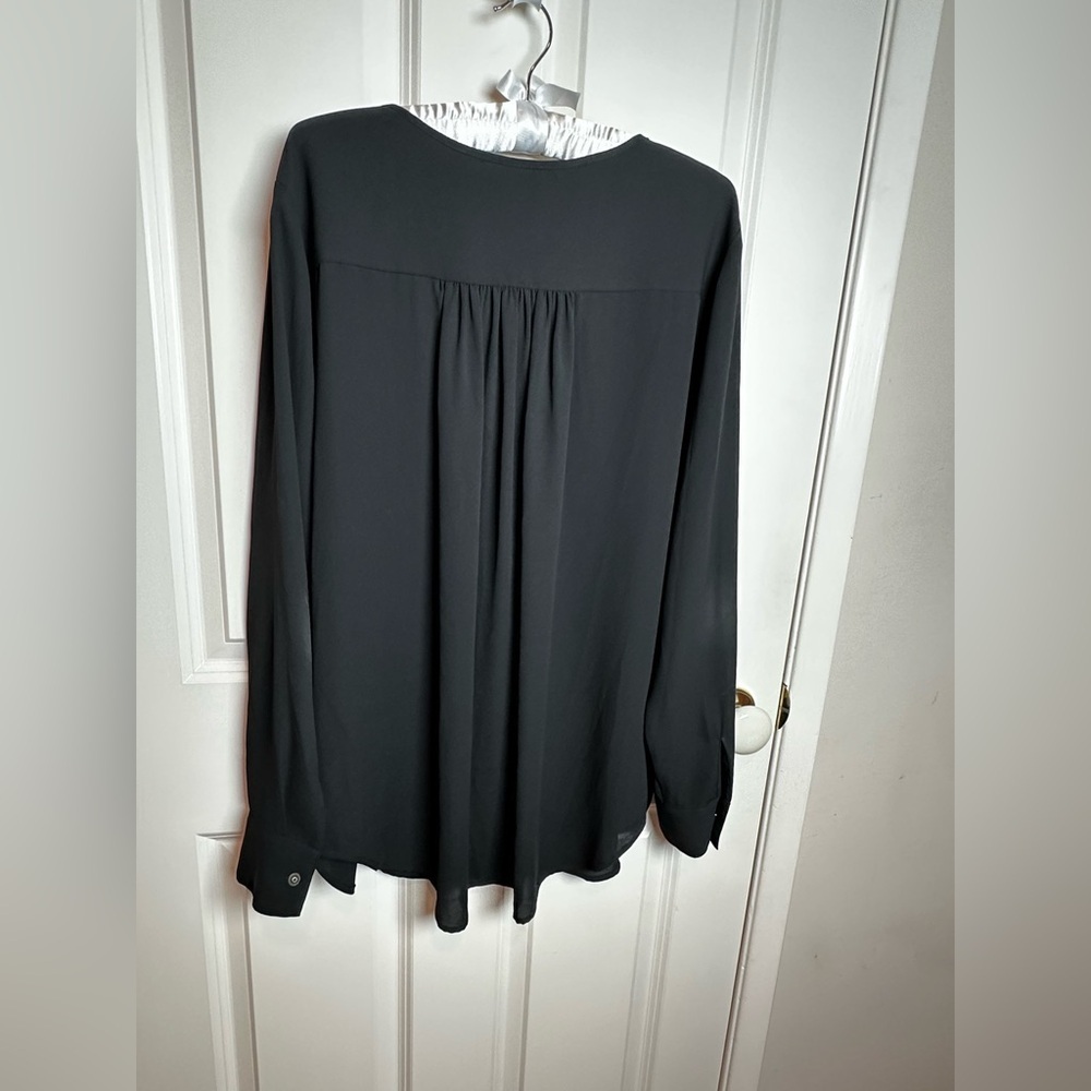 Premise Black V-Neck Blouse - Picture 4 of 5